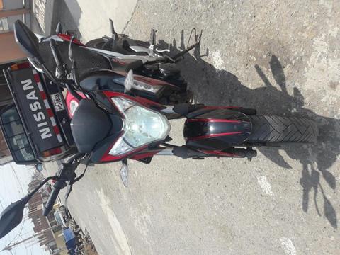 Vendo Moto Semi Nueva Llamar al 944460720