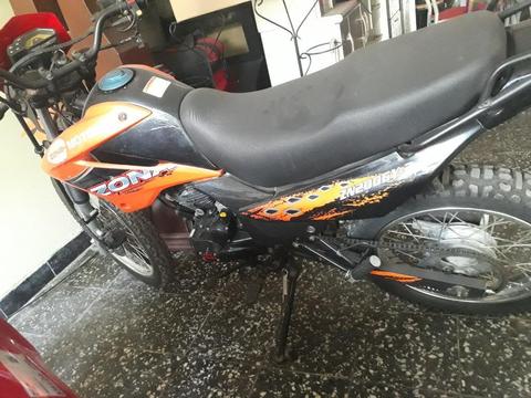 Vendo Moto Lineal 200cc en Sjl