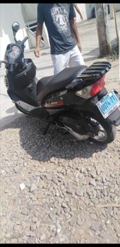 Vendo Moto Italika 175