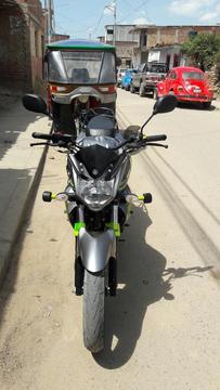 Vendo Modelo A1 de Yamaha Fz 2.0