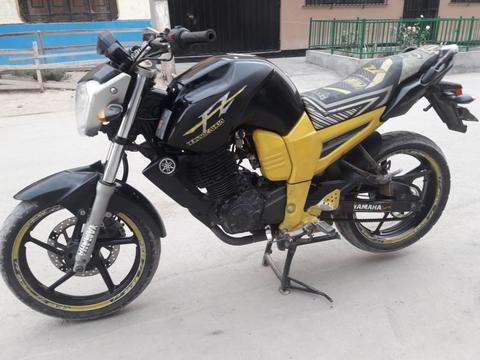 Moto Fz Yamaha 16