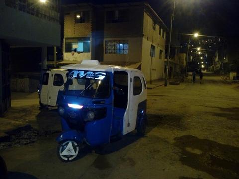 Mototaxi Bajaj