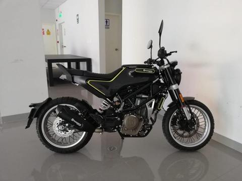 SVARTPILEN 401 600KM DE USO