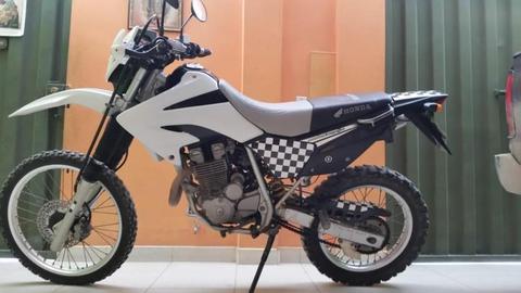 VENDO Honda Tornado XR 250