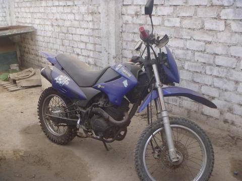 VENDO MOTOCICLETA 200 MARCA VERTIGO - MAVILA