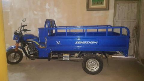 Se Vende Esta Moto Carguero