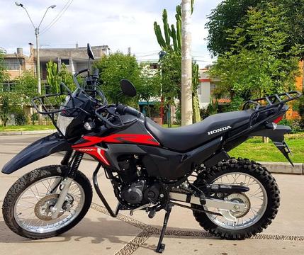 Oportunidad NUEVA Motocicleta Honda XR-190L 2018-19