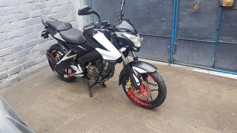 moto pulsar ns200