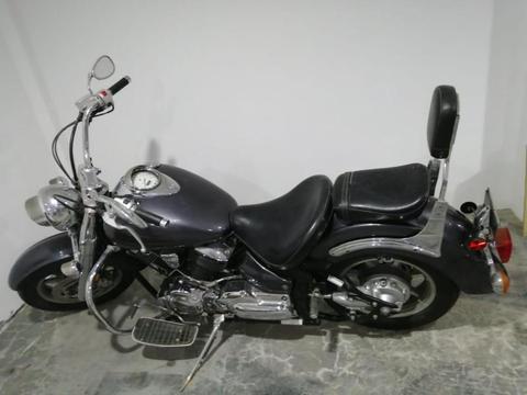 Motocicleta Yamaha Xvs 1100