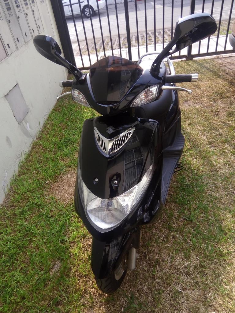 vendo moto scooter suzuki AN 125
