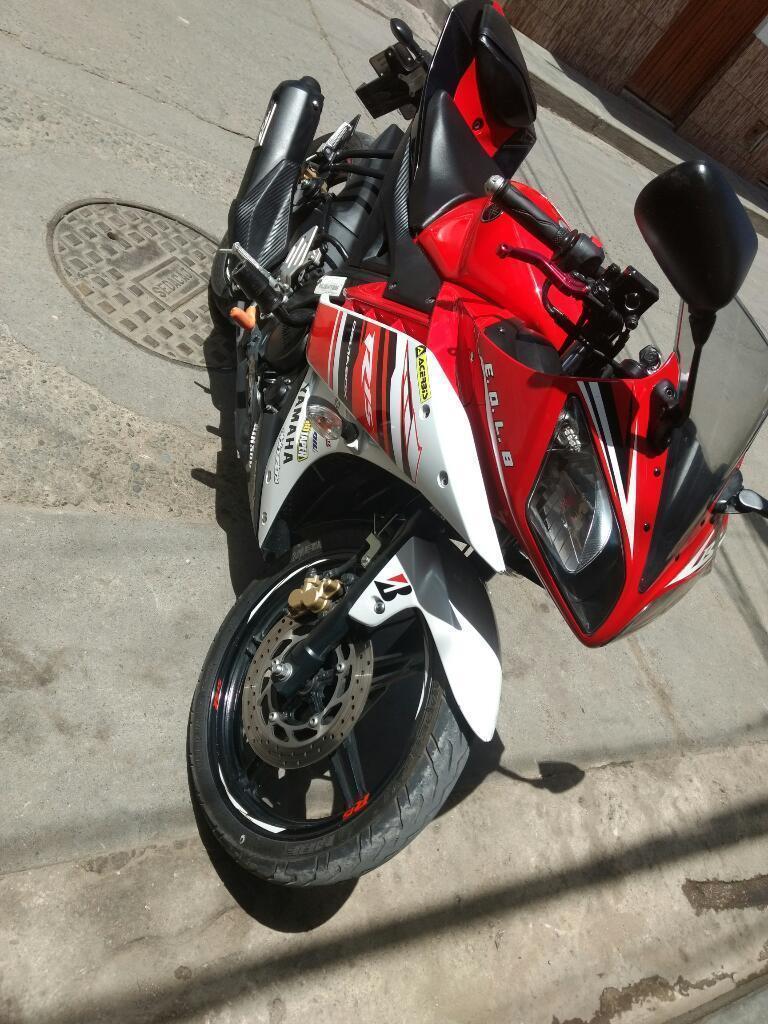 Vendo Moto R15 V2