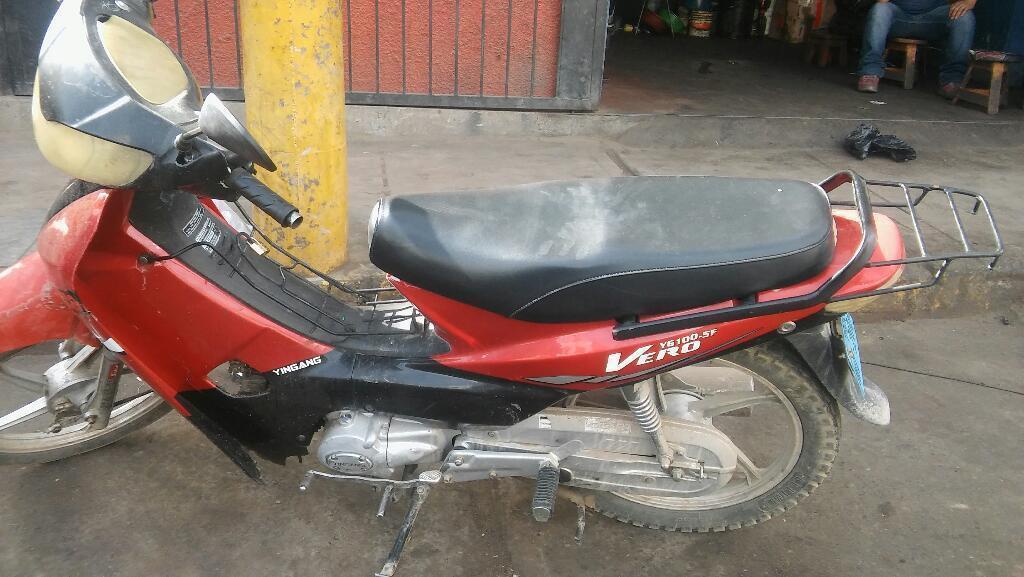 Moto 100 Vero Roja Y Negra