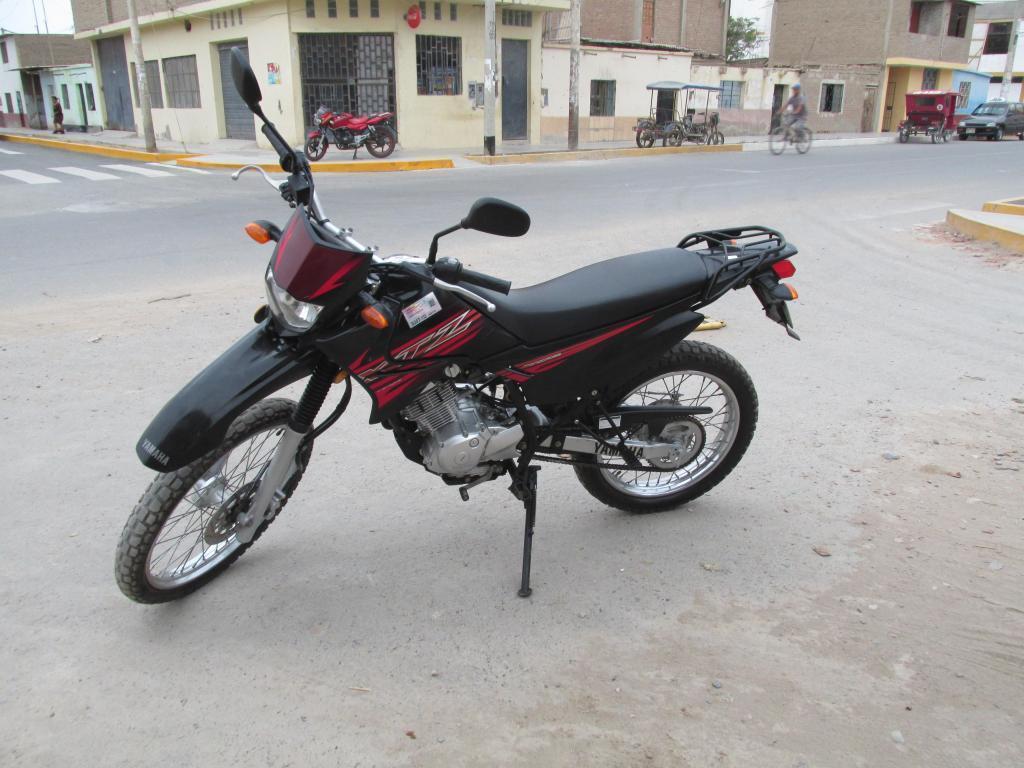 SE VENDE MOTO