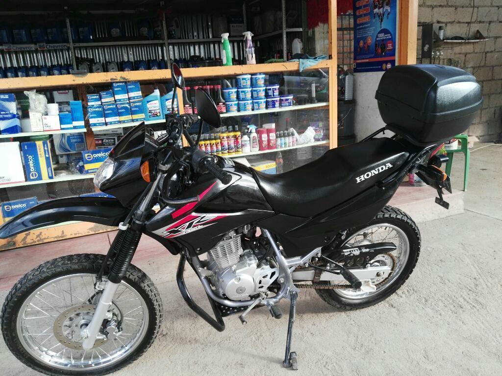 Vendo Moto Xr 125 L Año 2013 Modelo 2014