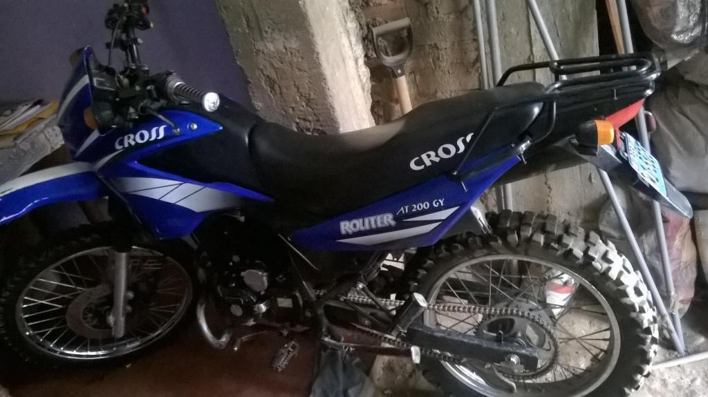 REMATO MOTO CROSS 200 POR MOTIVO DE SALUD