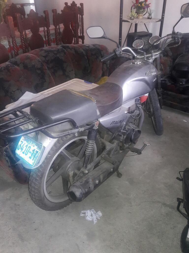 Vendo Moto Italika 125