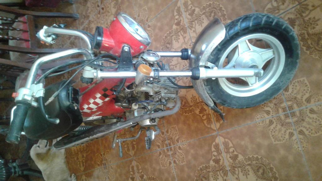 Vendo Moto Modelo Dax...en Buen Stad