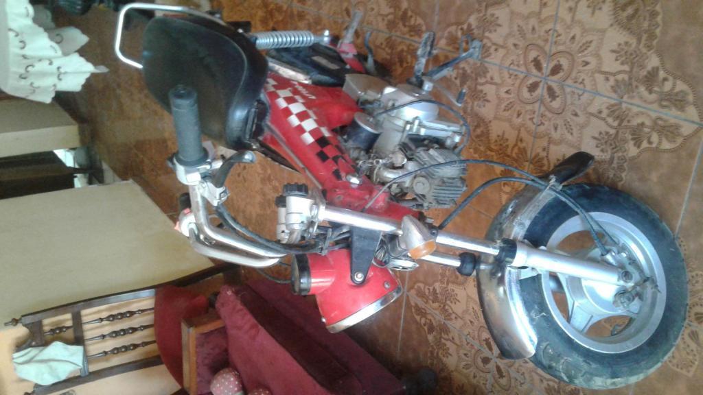 Vendo Moto Modelo Dax...en Buen Stad