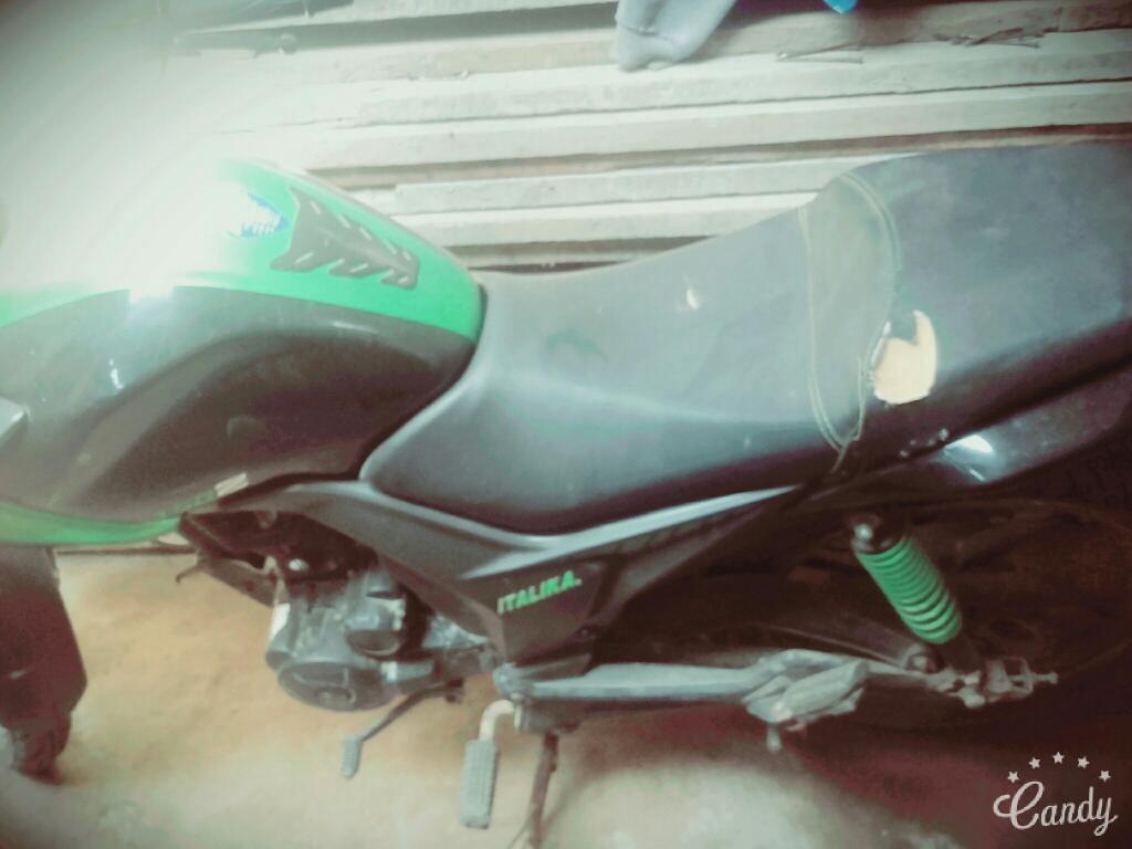 Se Vende Moto de 150 con Sus Documentos