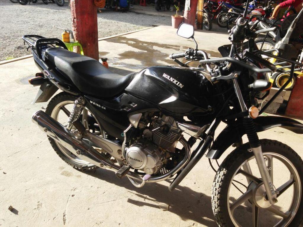 VENDO MOTO MARCA WANXIN EXCELENTE ESTADO