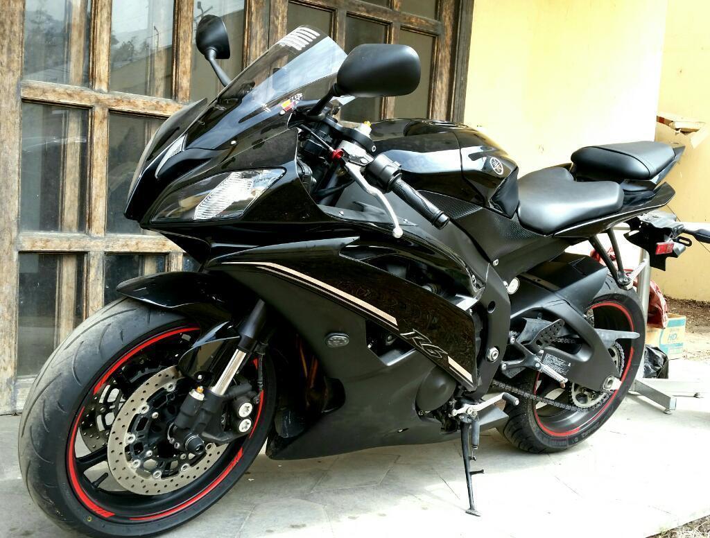 Moto Yamaha R6 2012