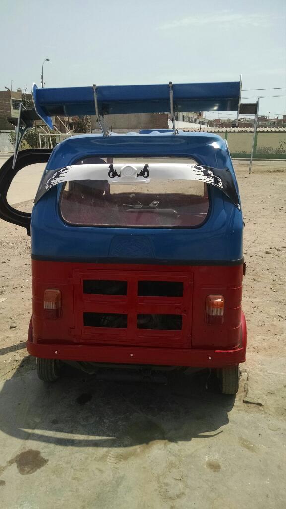 Vendo Moto Bajaj 4t