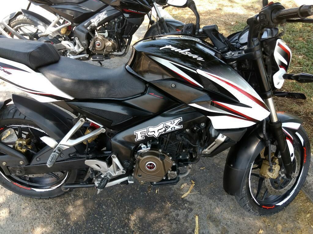 Moto Pulsar Ns 200