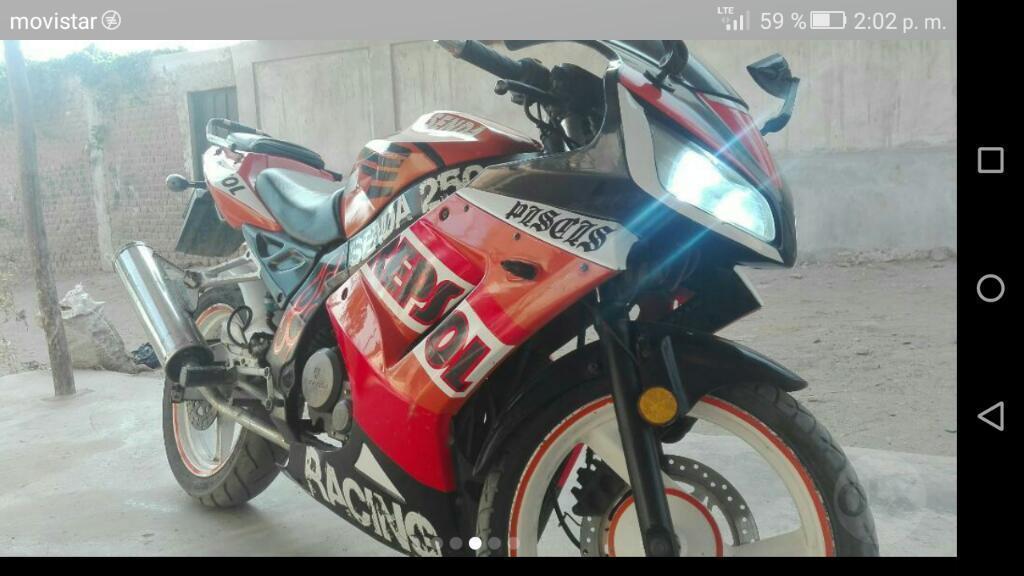 Vendo Moto Ssenda 250cc
