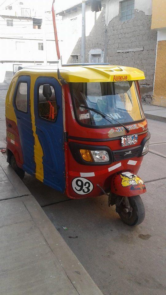 VENDO MOTO TAXI TVS, no torito, tiene poco uso