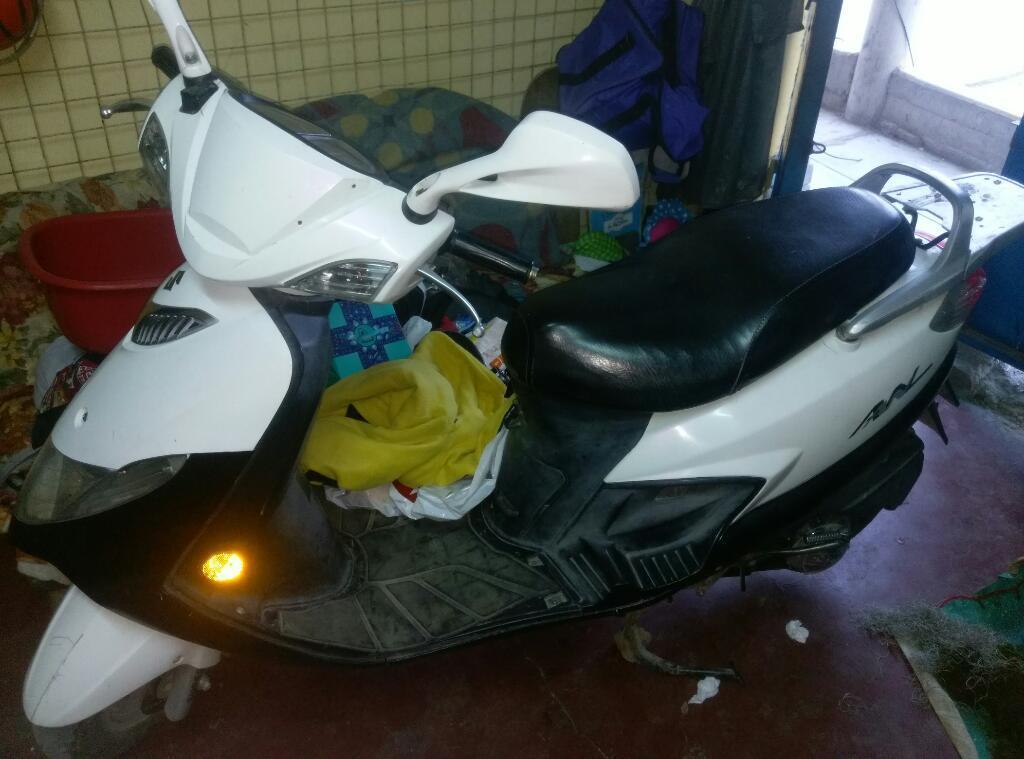 Moto Escooter Marca Susuki