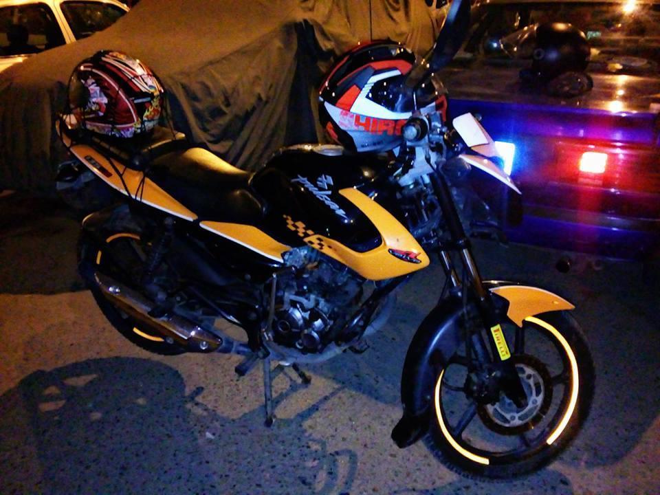 vendo moto pulsar 135