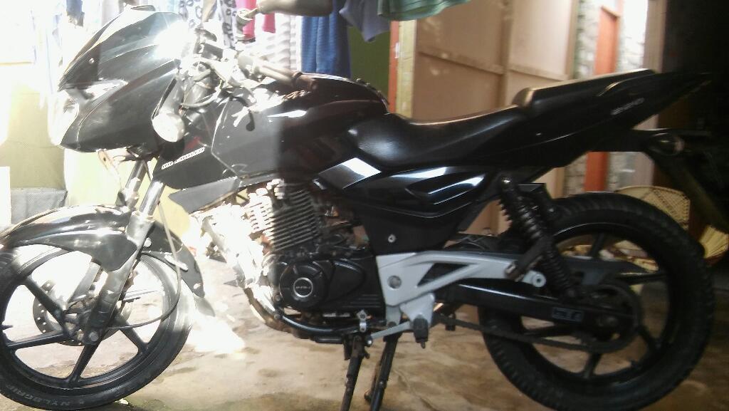 Vendo Moto Pulsar 220