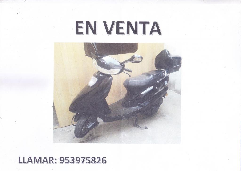 VENDO MOTO POR MOTIVOS DE VIAJE COMUNICARSE AL NUMERO 953975826