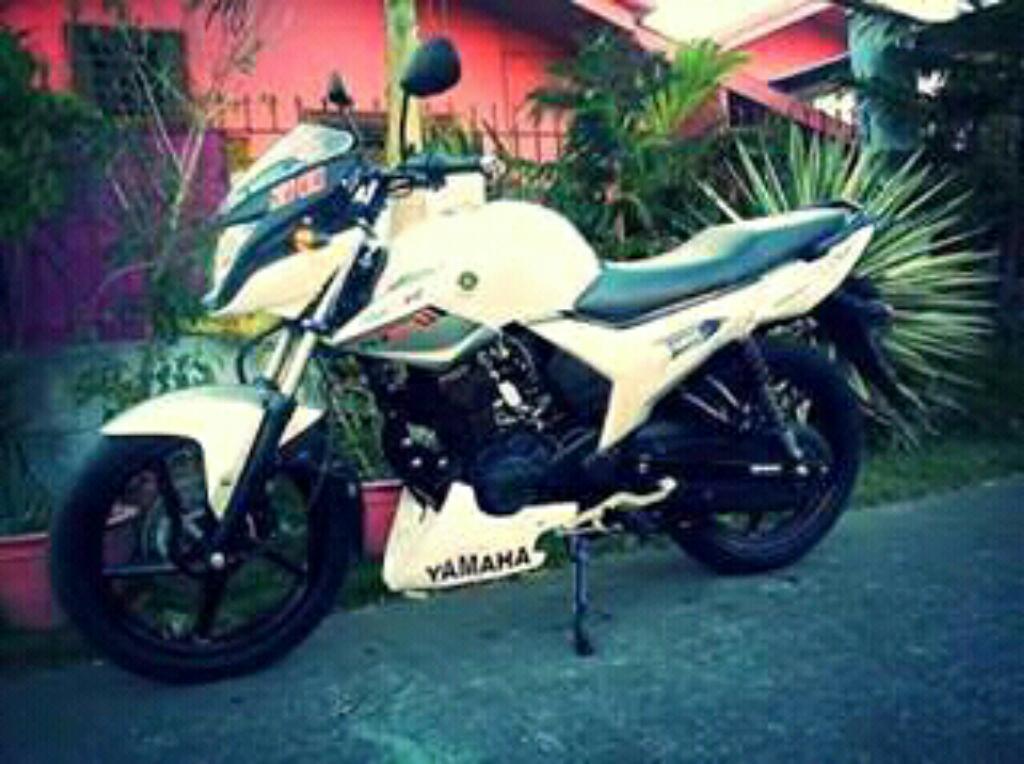 Vendo Moto Yamaha X Motivo de Viaje