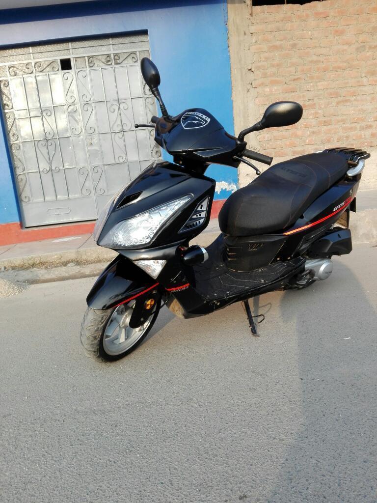 Hola Vendo Moto Color Negro Motor 175 Buen Estado