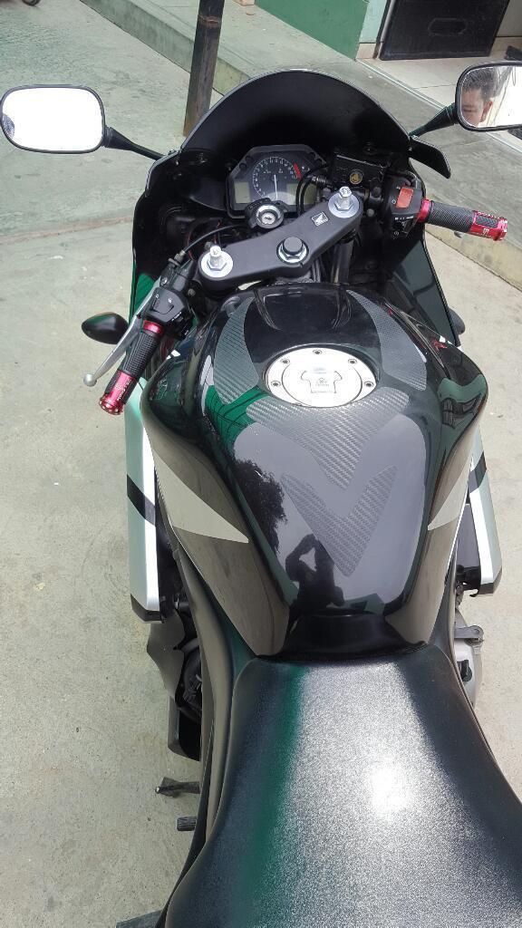Moto Honda Cbr 600