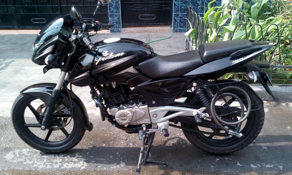 Moto Pulsar 180