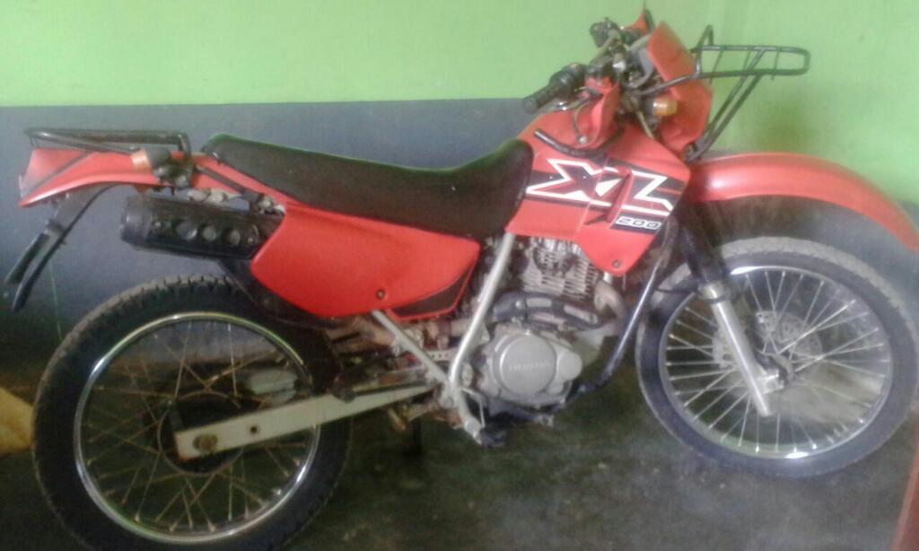 Moto Xl 200