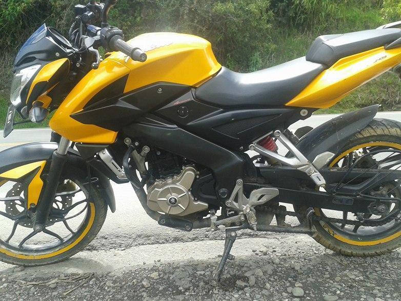 VENDO PULSAR NS 200 EN BUEN ESTADO