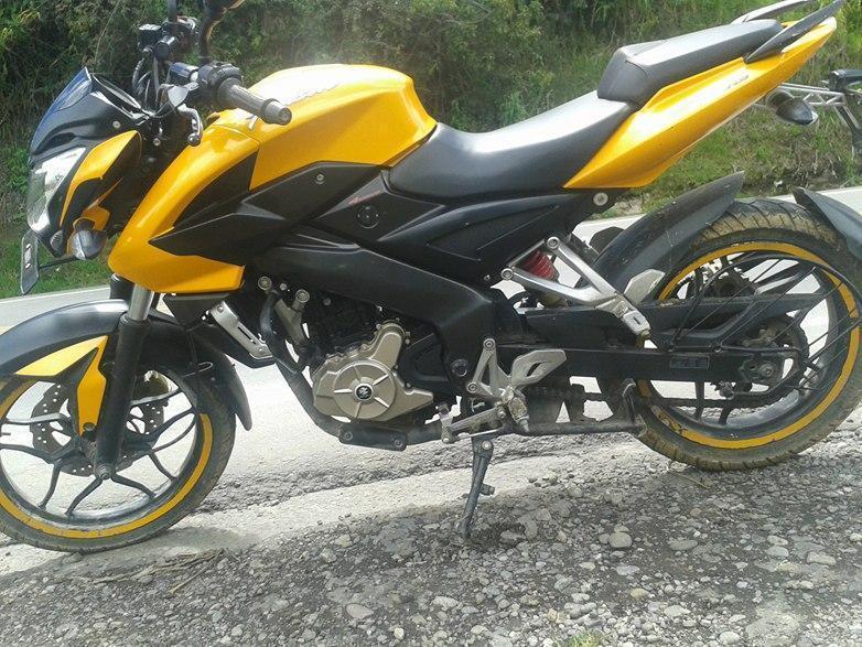 VENDO PULSAR NS 200 EN BUEN ESTADO