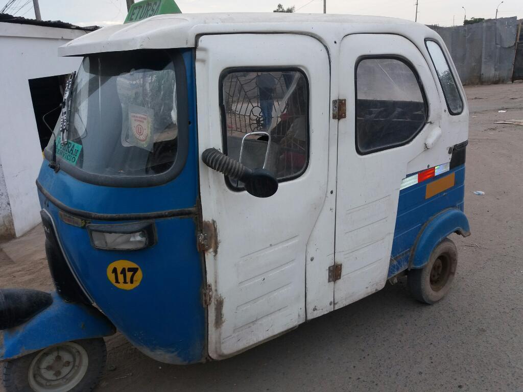 Se Vende Bajaj 4t de 205