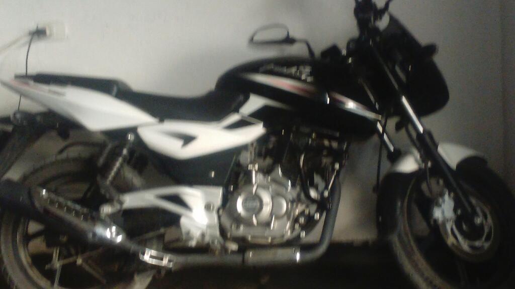 Vendo Moto Pulsar 180 Aña 2016 a S/5000