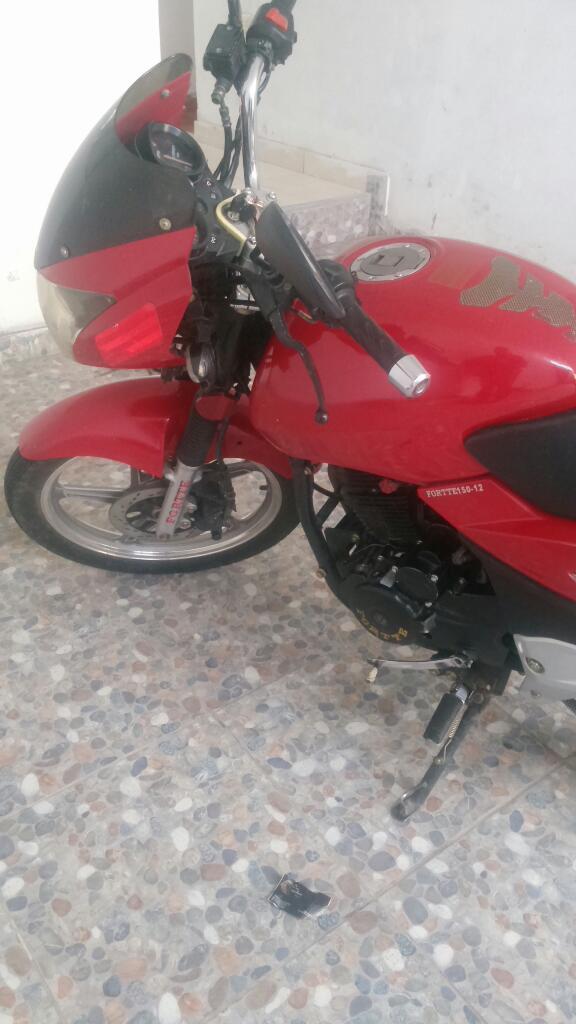 Vendo Moto Lineal Marca Forte 150cc