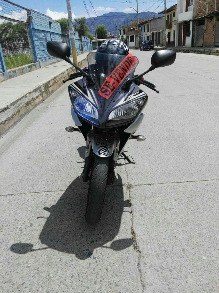 Yamaha R15