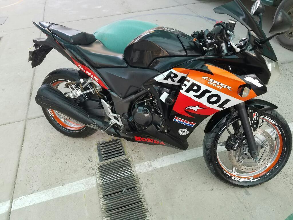 Remato Moto Honda Cbr 250