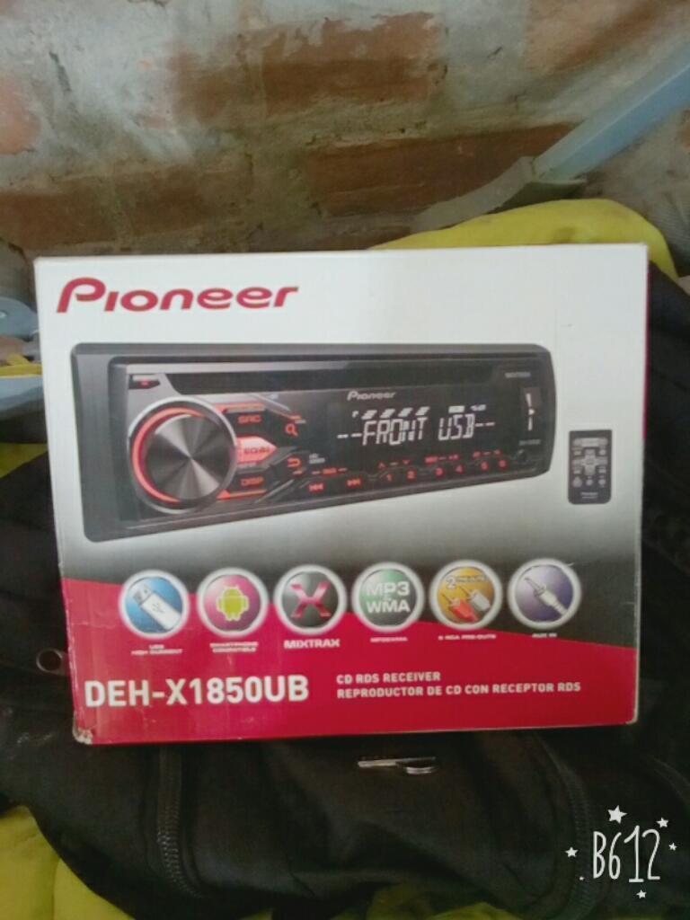 Vendo Auto Radio Pioner Nuevo a