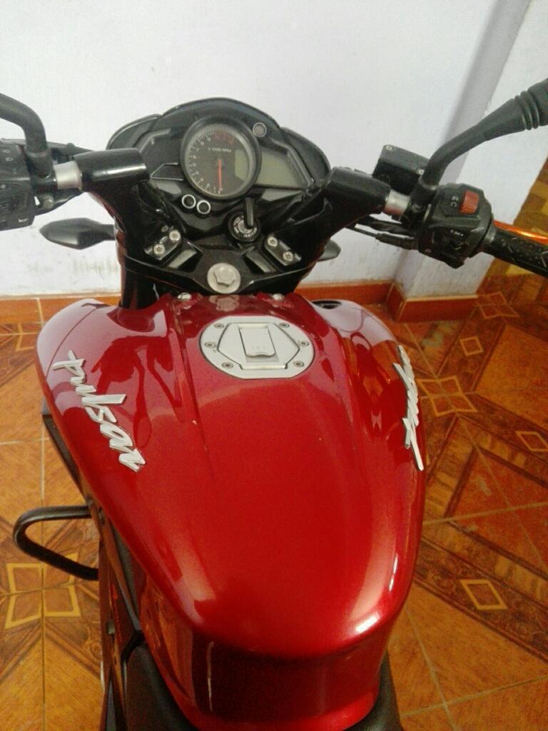 Moto Pulsar Ns 200