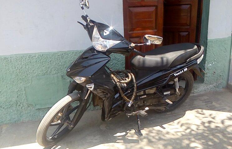 moto jettor 110.. watsap: 949385685