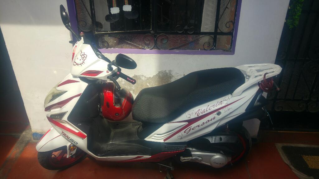 Vendo Moto Ocasion 2800 Soat Vence a Fin de Mes