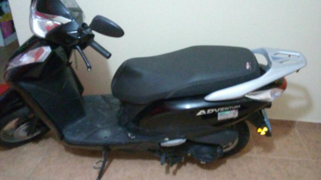 Vendo Moto por Viaje Nueva Jettor 2016